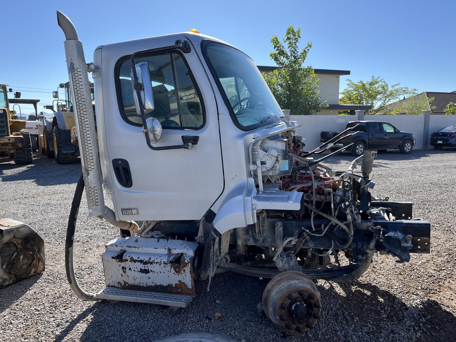 ./imagenes/INVOICE/2019/17856/FREIGHTLINER 108SD (23).JPG